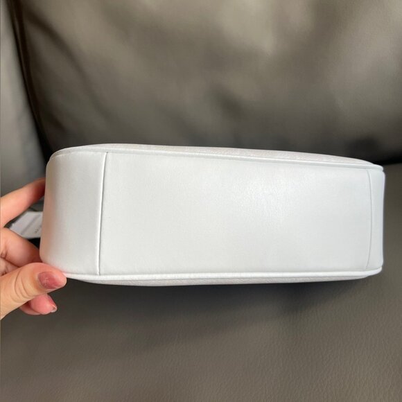 NWT coach Teri Shoulder Bag In Signature Canvas - Picture 3 of 7